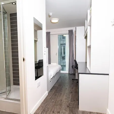 Apartment Binary Hub At Dublin