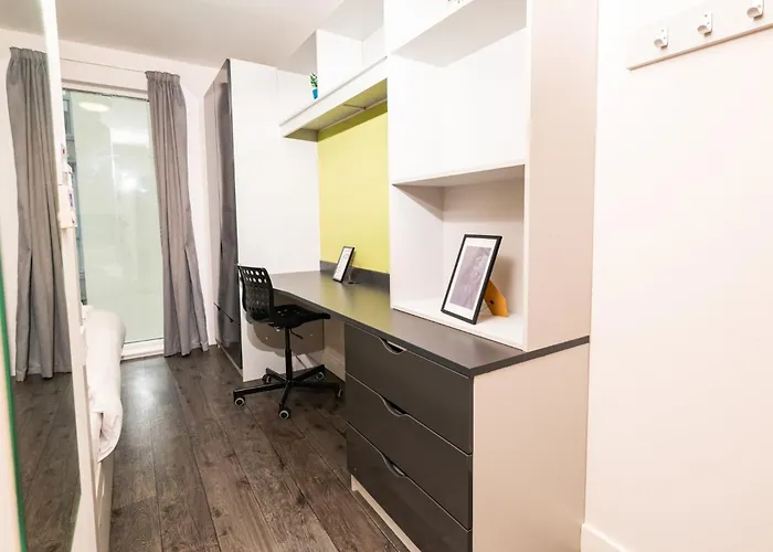 Binary Hub - Aparto Appartement