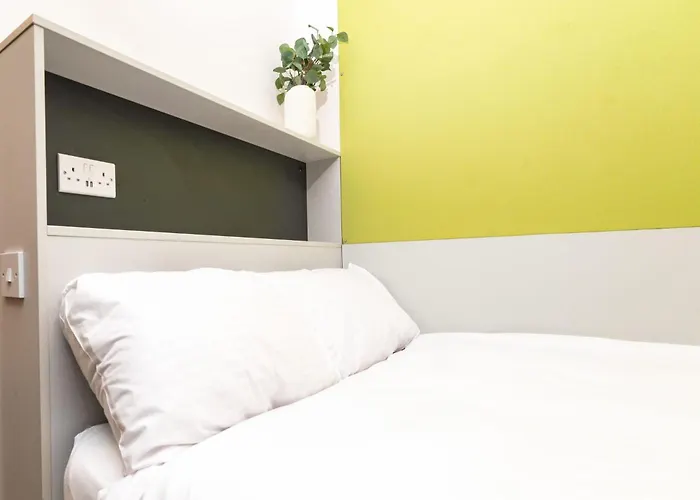 Binary Hub - Aparto * Dublin