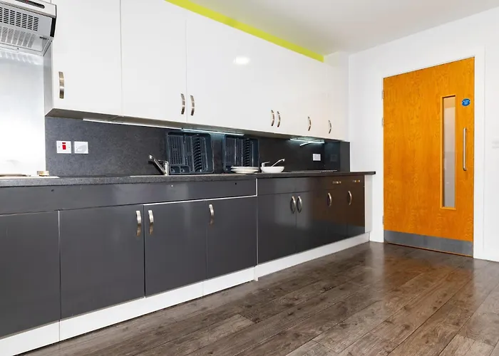 Binary Hub - Aparto * Dublin