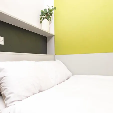 Binary Hub At * Dublin